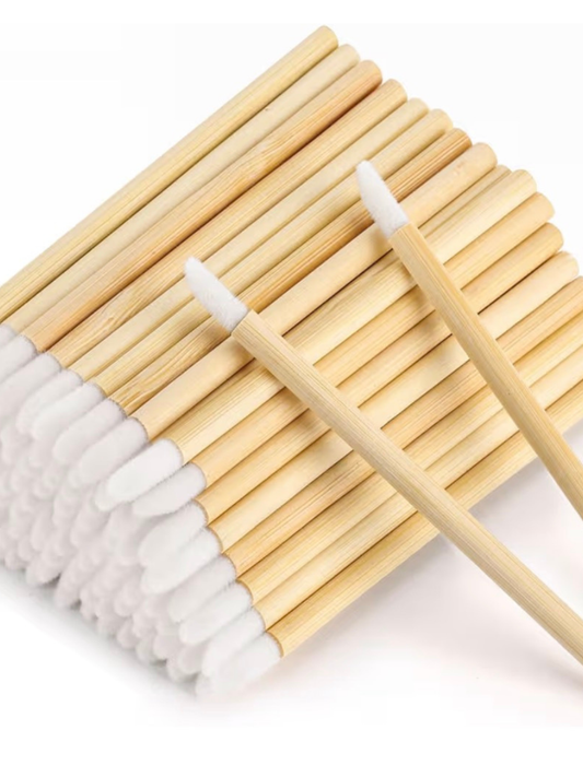 Lip Applicator